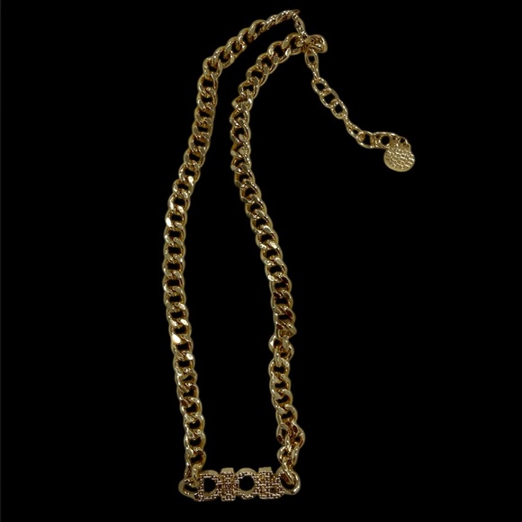Jewelry - Gold Chain Necklace